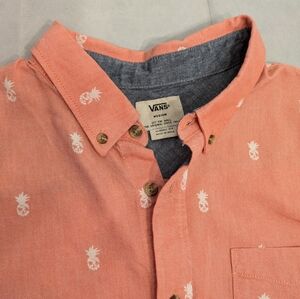 Beautiful Vans dress shirt color orange size Medium, classic fit